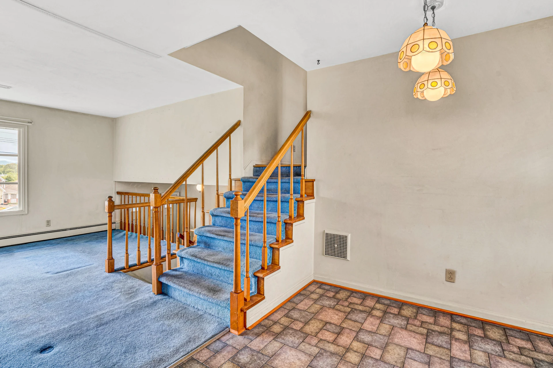 733 Plantation CIR - Photo 6