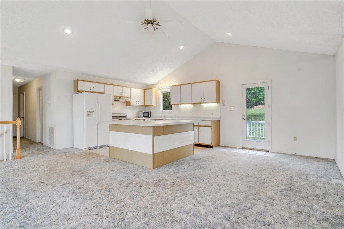 205 Park Shores CIR - Photo 14