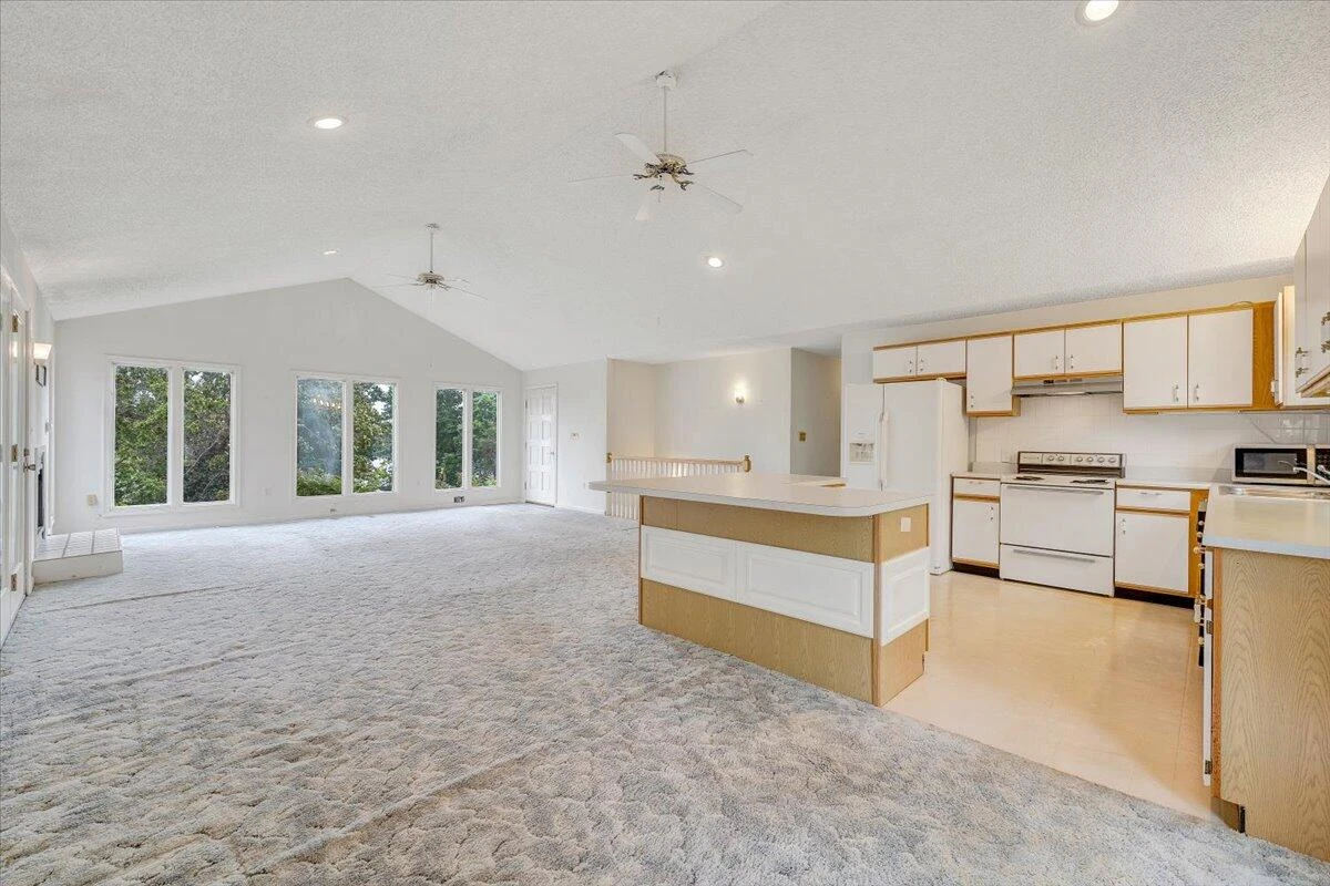 205 Park Shores CIR - Photo 19