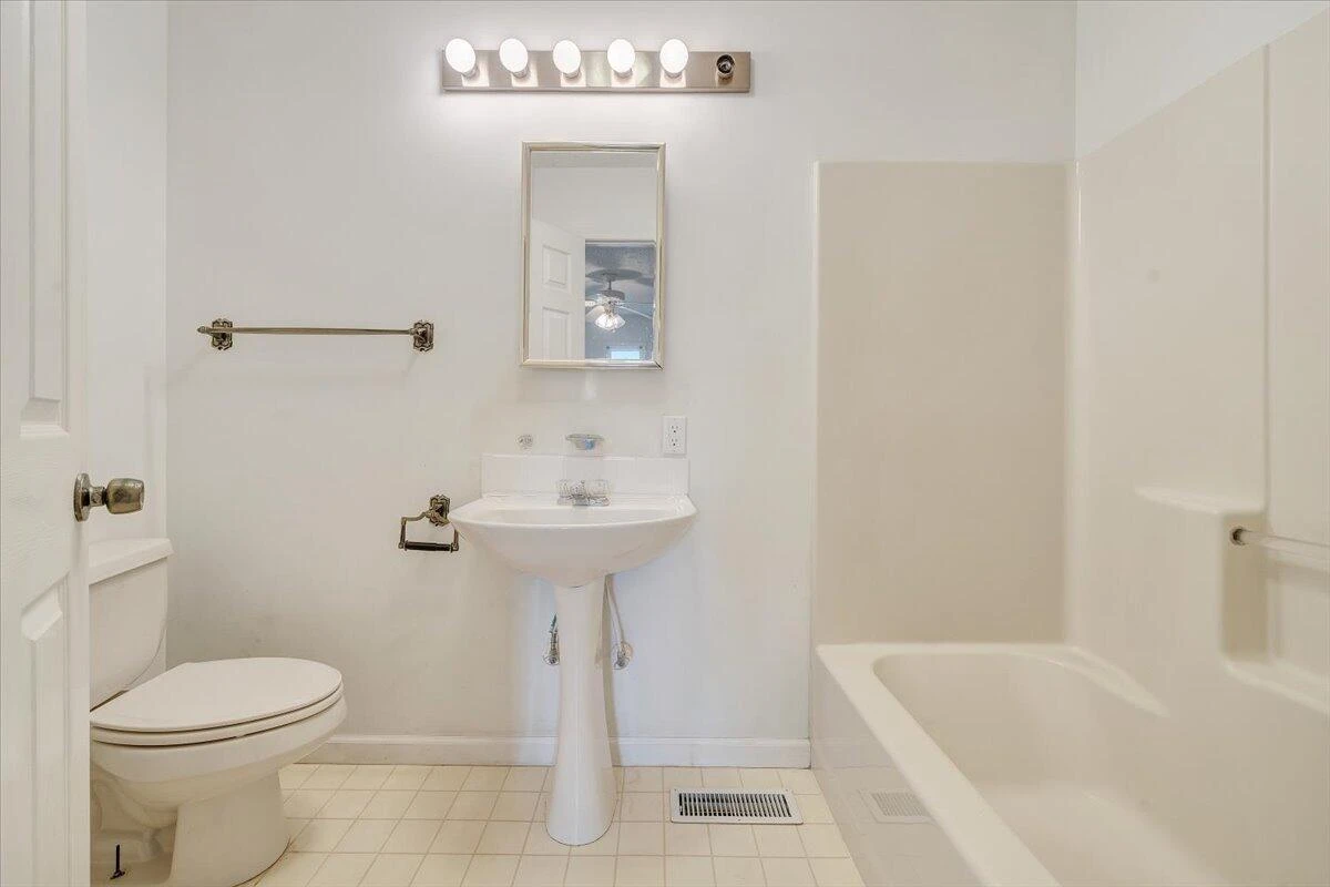 205 Park Shores CIR - Photo 35