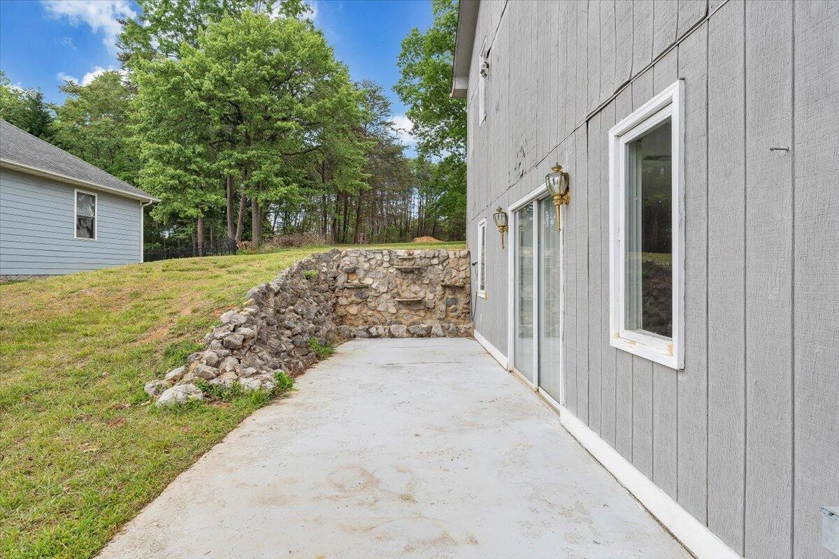 205 Park Shores CIR - Photo 45