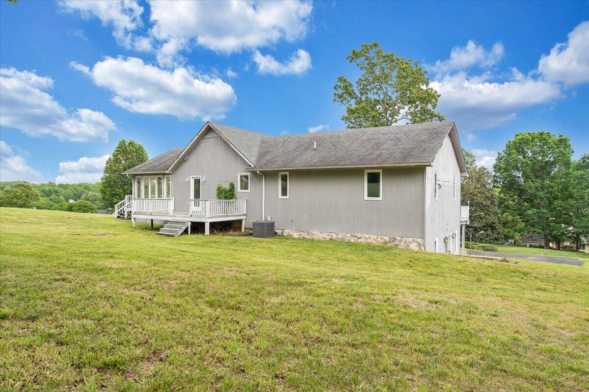 205 Park Shores CIR - Photo 50