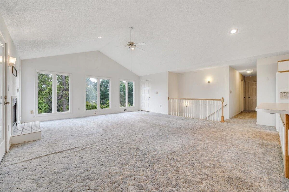205 Park Shores CIR - Photo 12