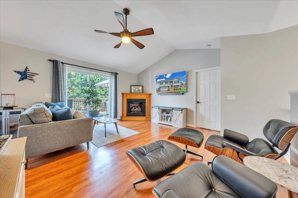 4302 Kaiden CT - Photo 8