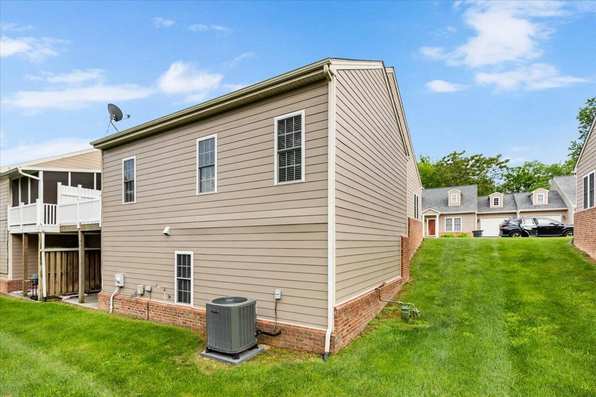 6618 Hartman CT - Photo 41