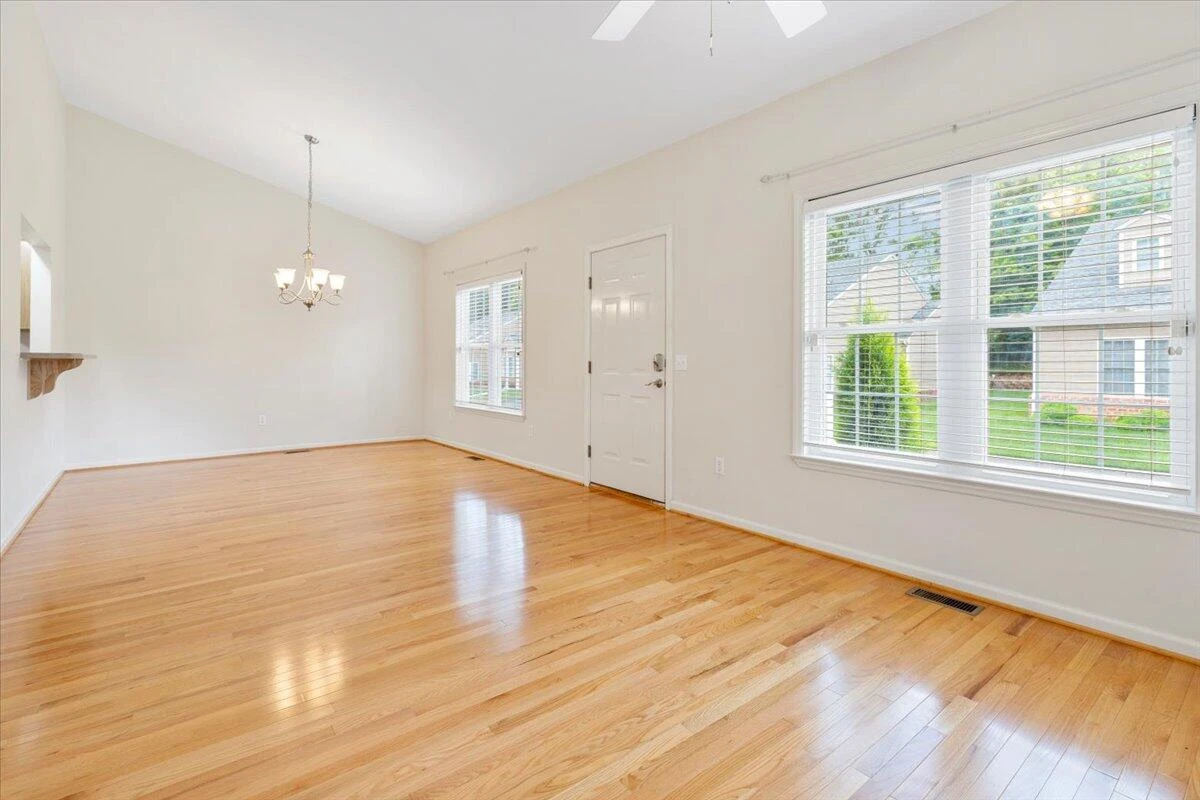 6618 Hartman CT - Photo 6