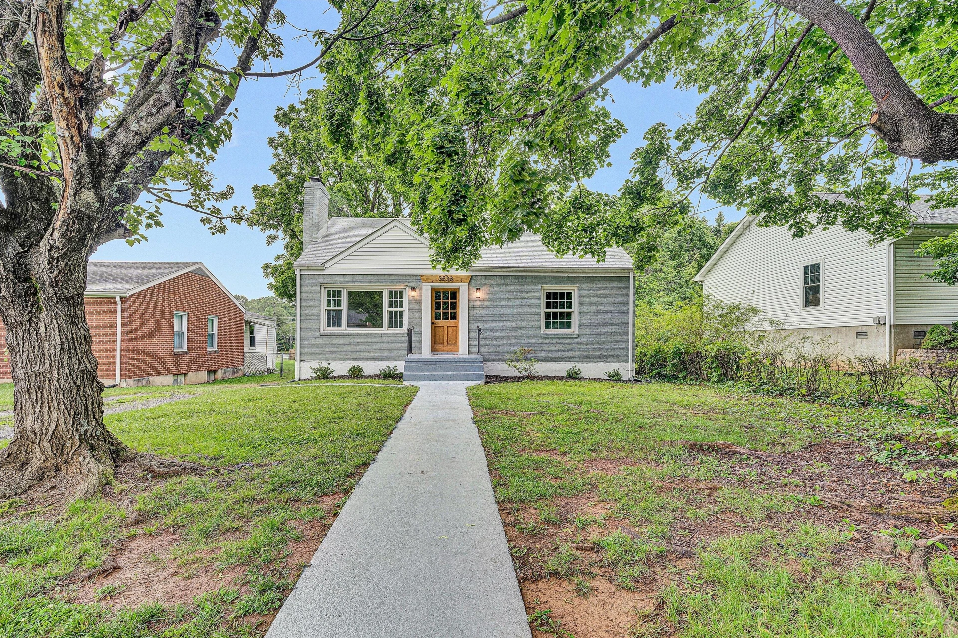 3533 Bunker Hill DR