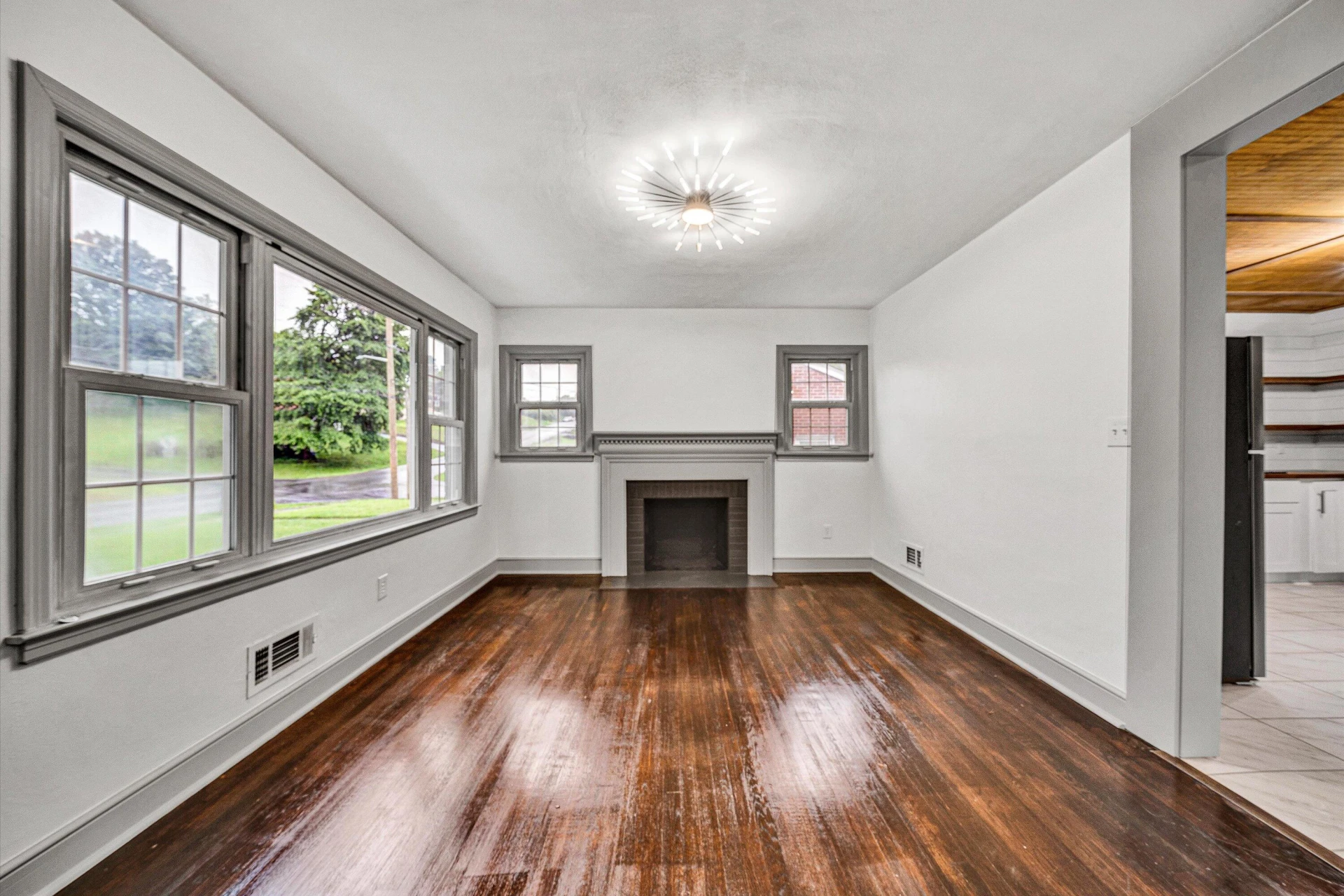 3533 Bunker Hill DR - Photo 3