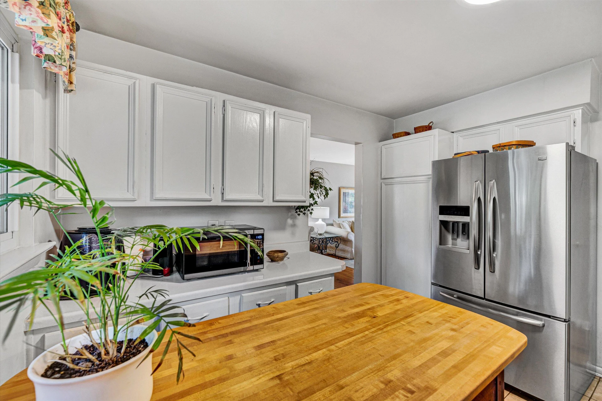 3924 Thames DR - Photo 9