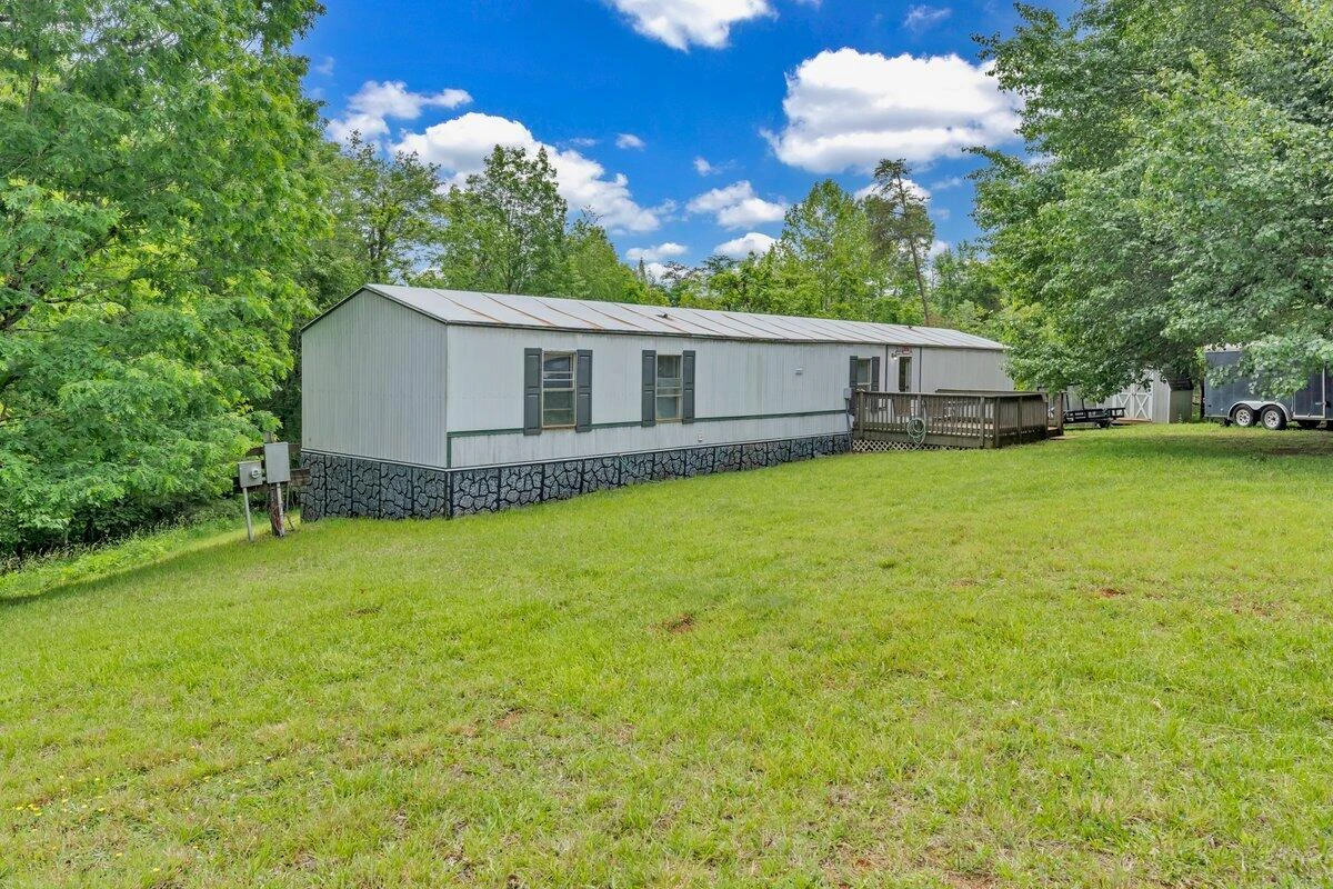 2028 Twin Peaks DR