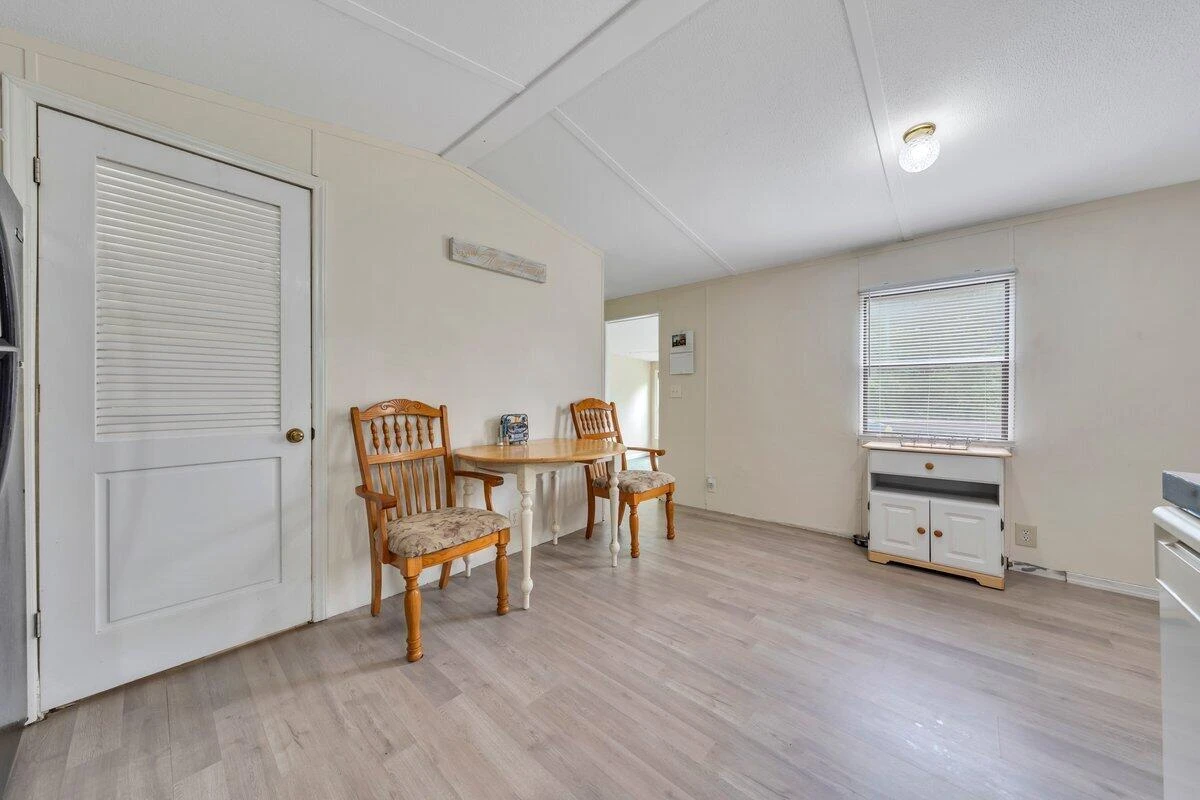 2028 Twin Peaks DR - Photo 11