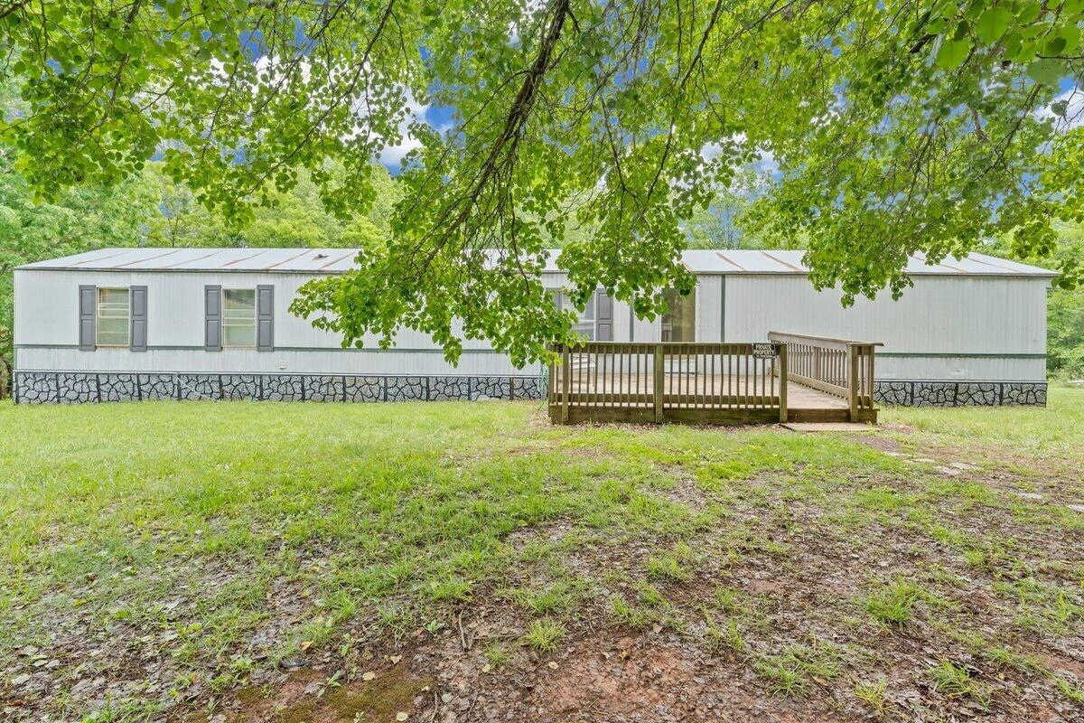 2028 Twin Peaks DR - Photo 2