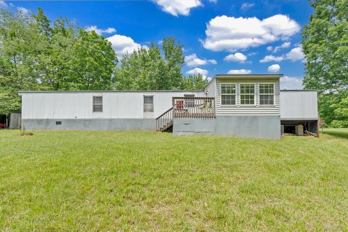 2028 Twin Peaks DR - Photo 28