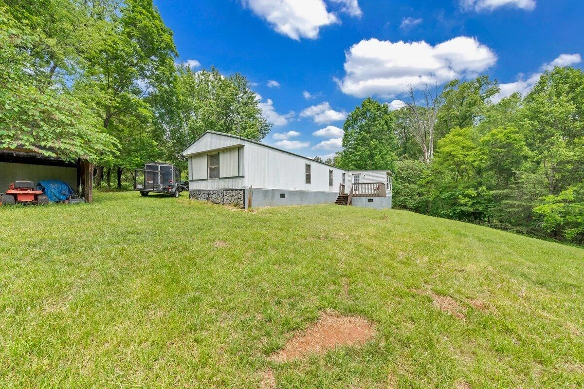 2028 Twin Peaks DR - Photo 31