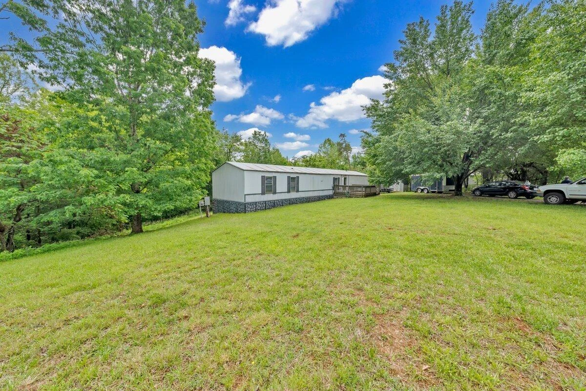 2028 Twin Peaks DR - Photo 33