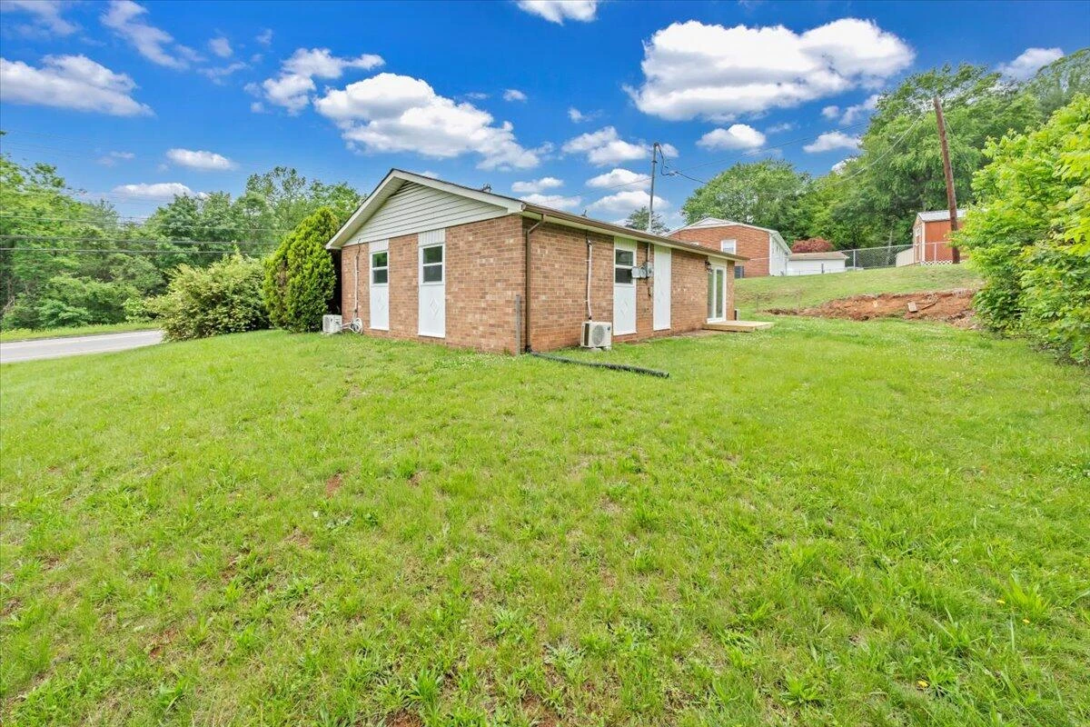 309 Clearview DR - Photo 26