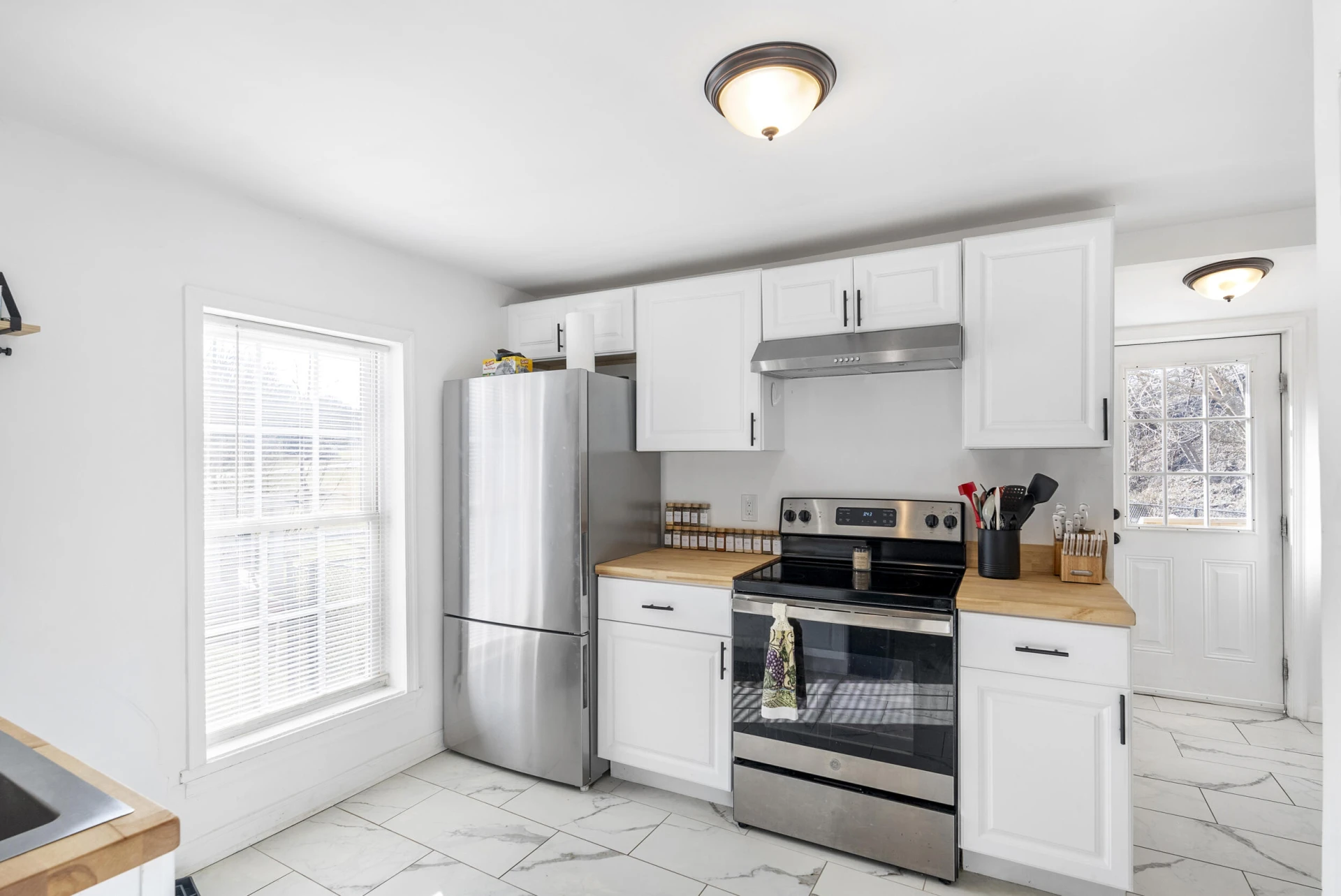 673 Orange ST - Photo 10