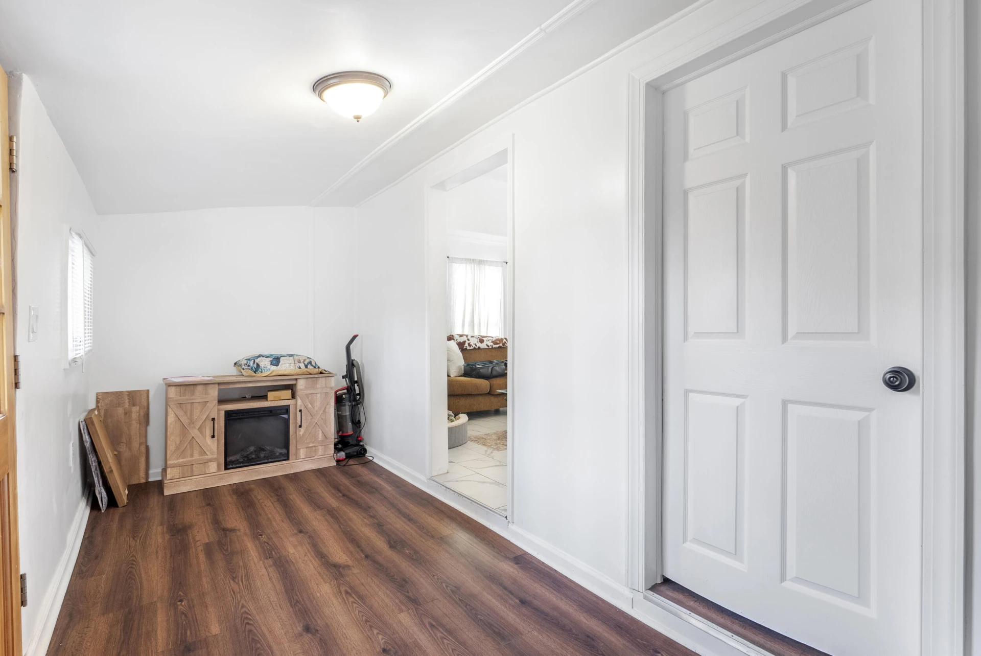673 Orange ST - Photo 4