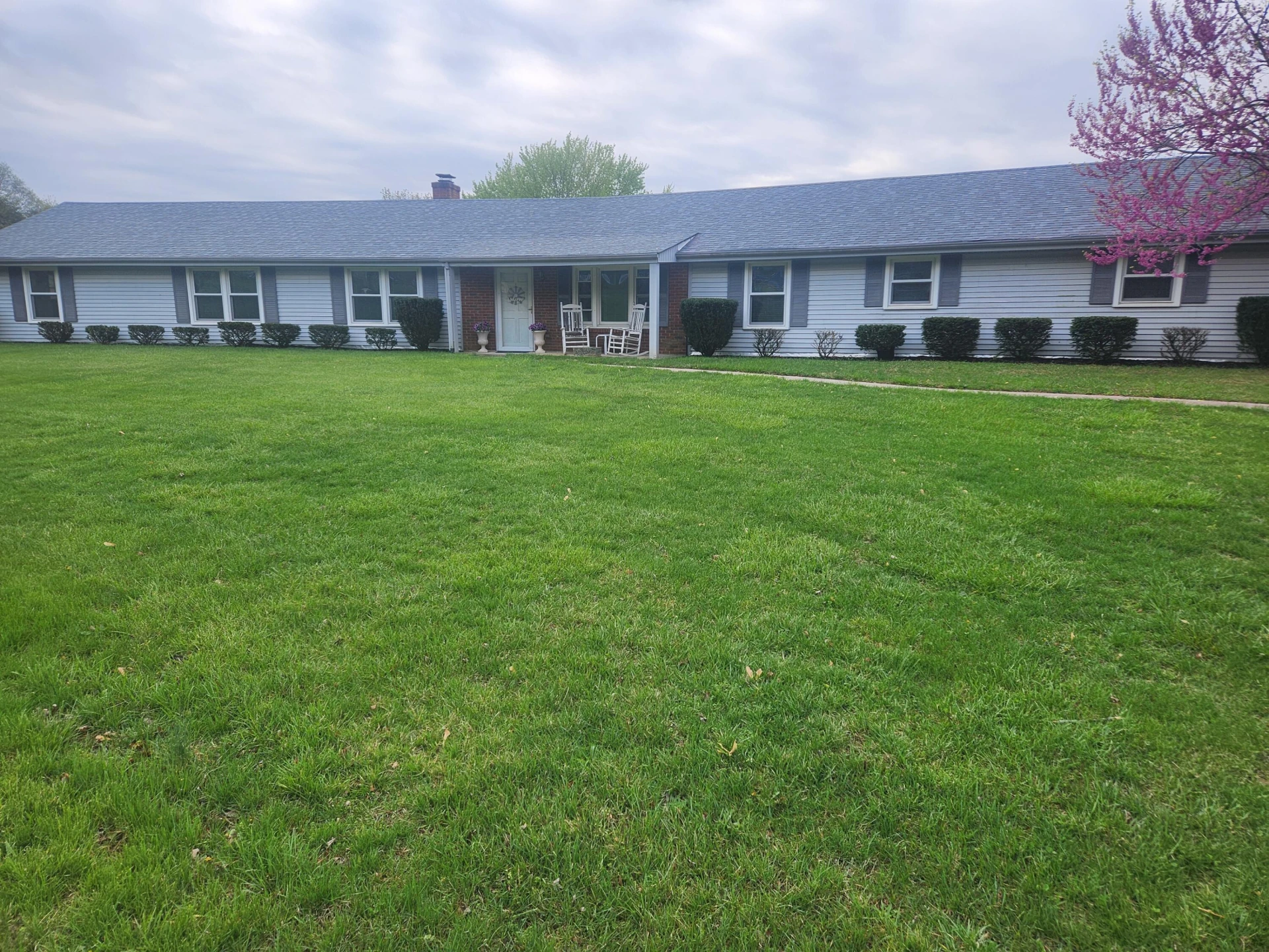 215 Overlook RD