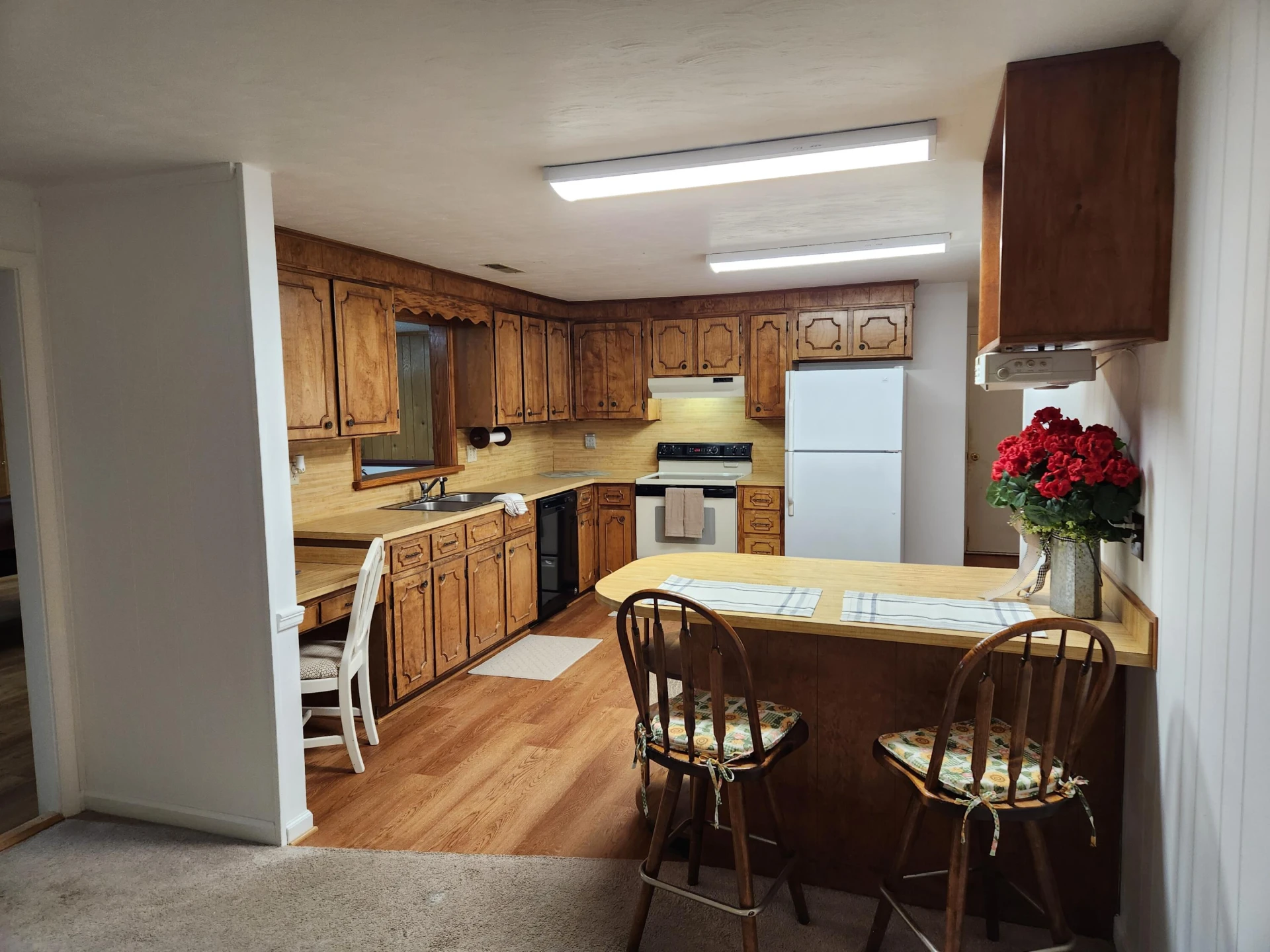 215 Overlook RD - Photo 14