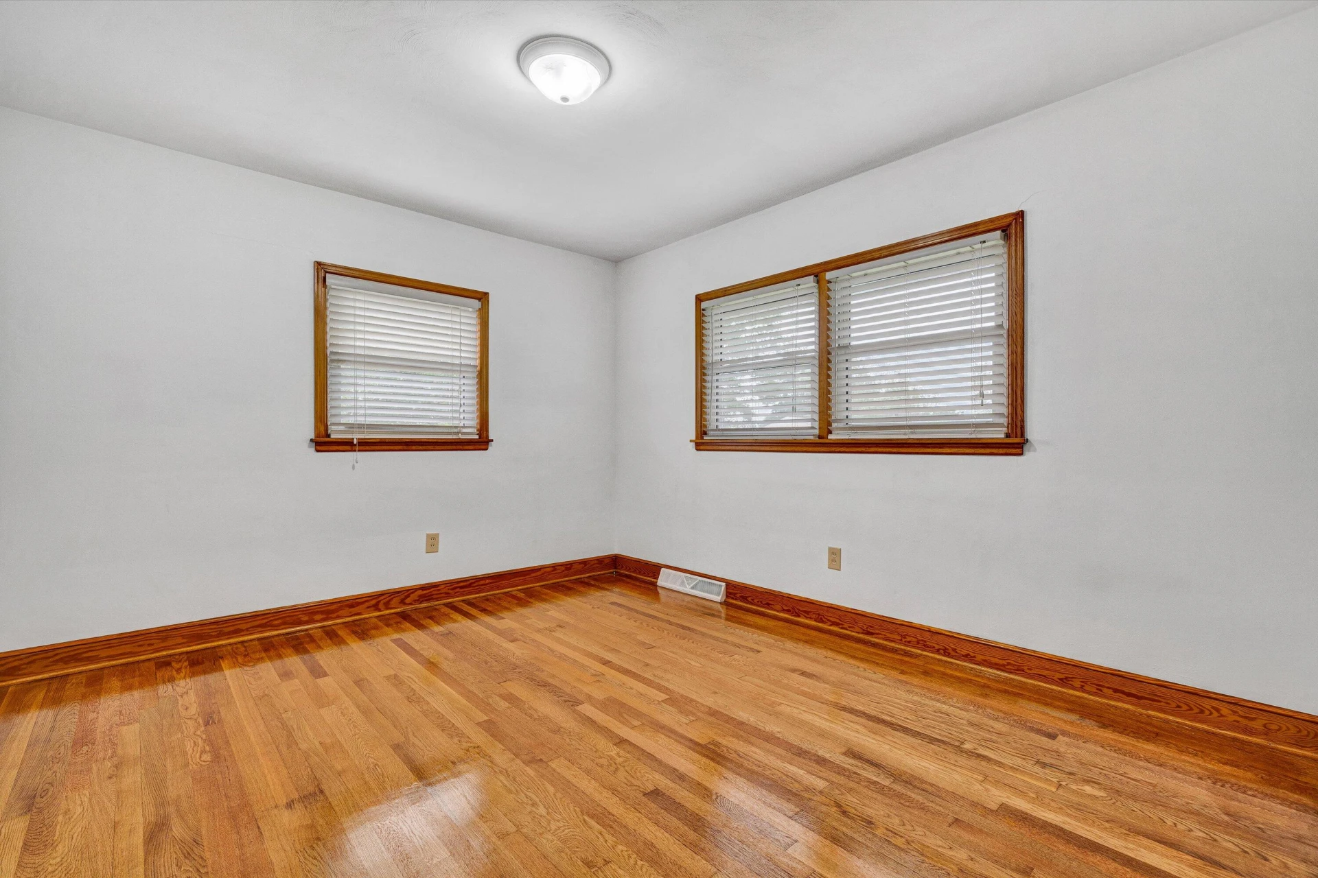 3336 Trinkle AVE - Photo 20