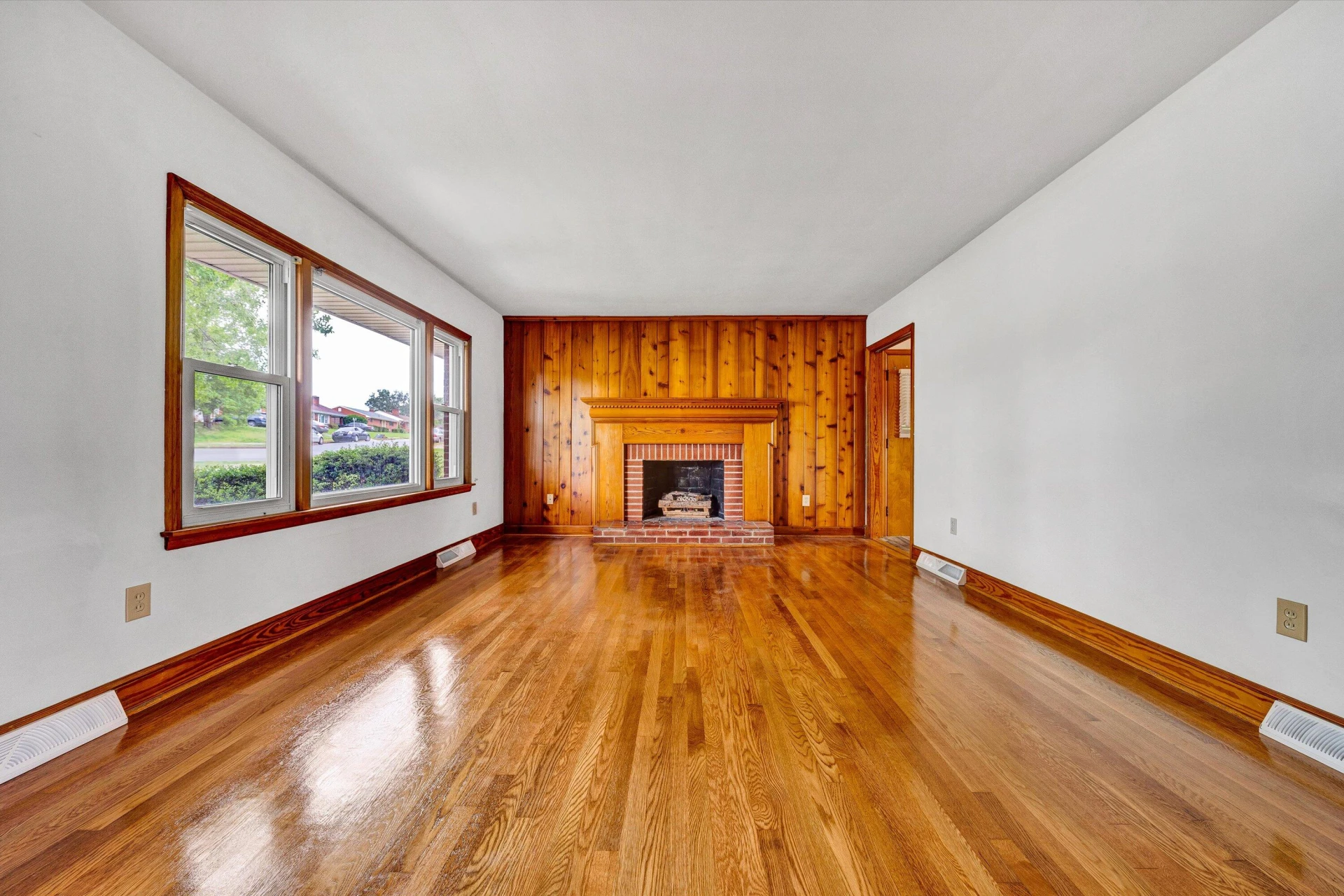 3336 Trinkle AVE - Photo 3
