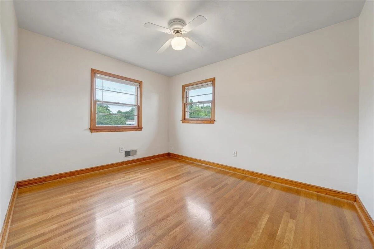 137 Frontier RD - Photo 28