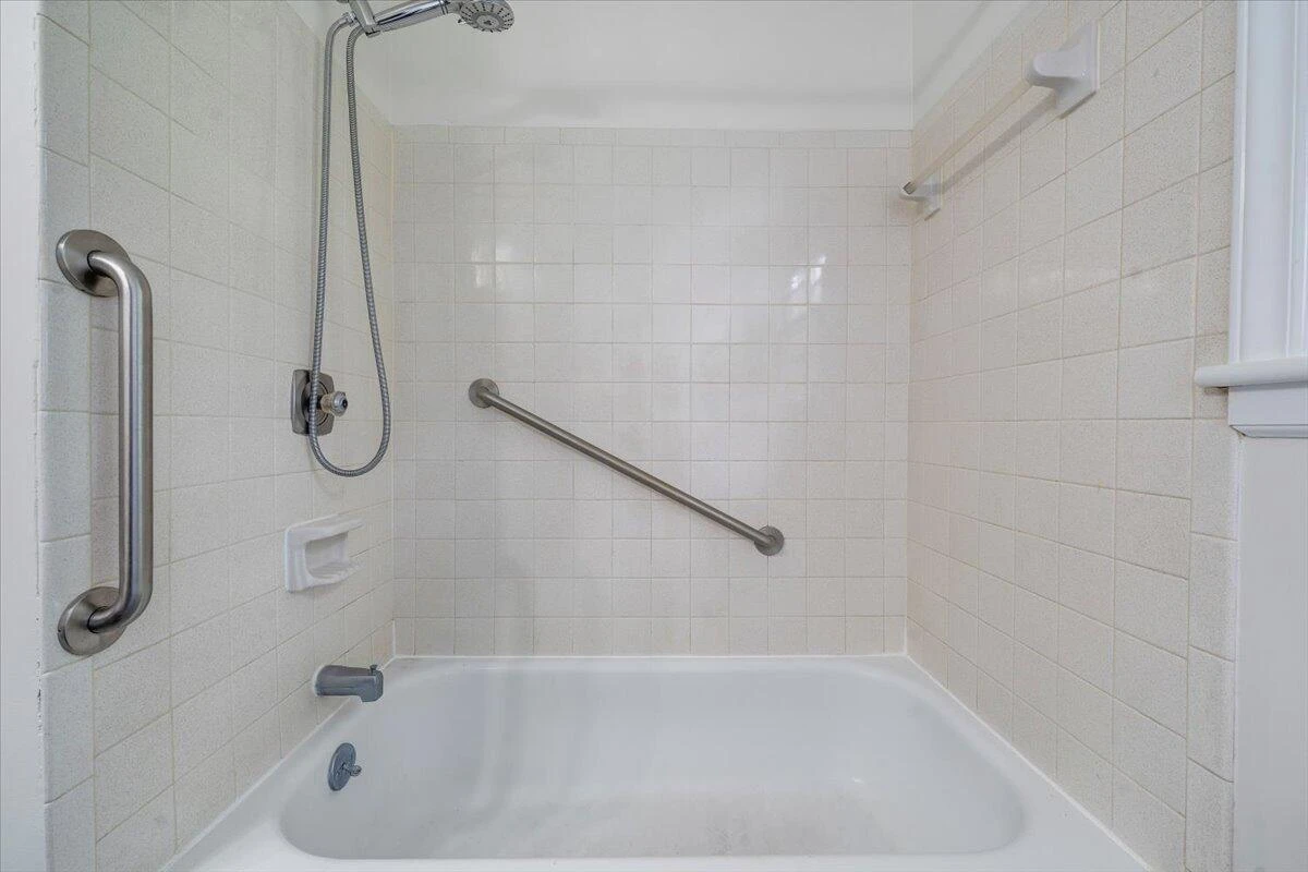 137 Frontier RD - Photo 31
