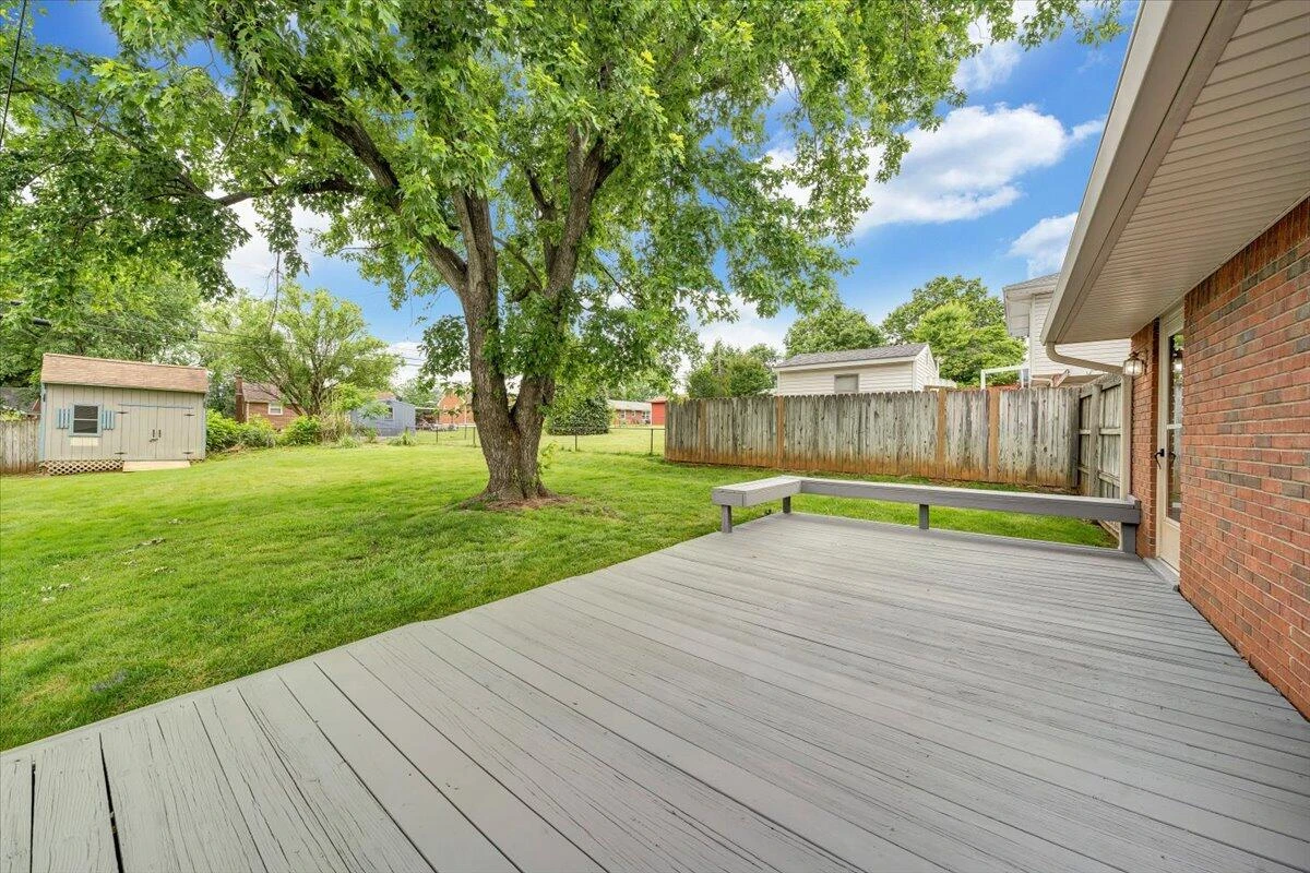 137 Frontier RD - Photo 40