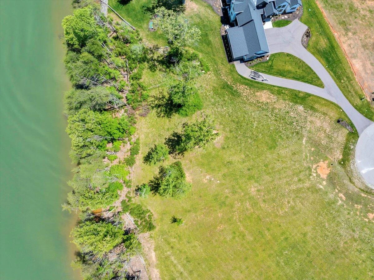 389 Hyannis PT - Photo 5