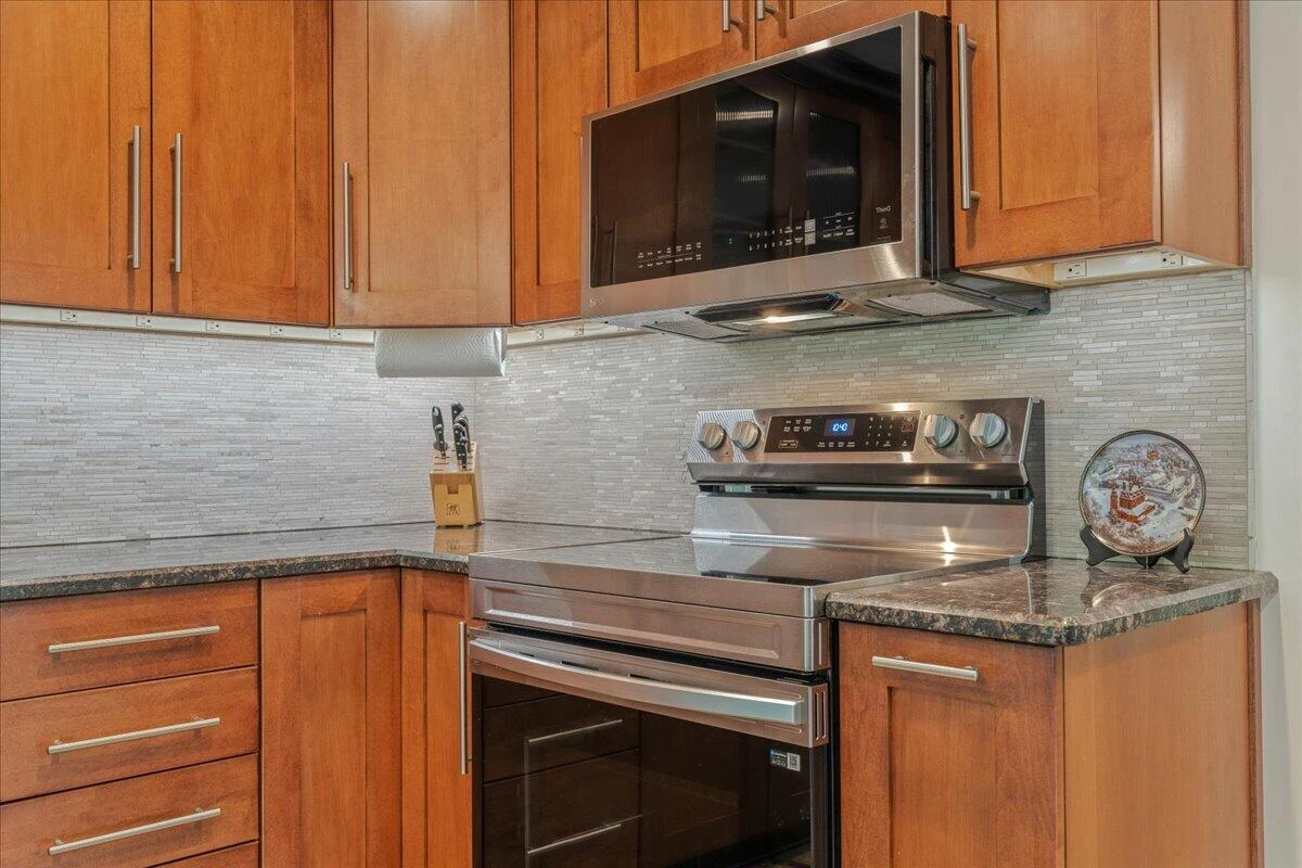 7126 Pine Needle DR - Photo 17