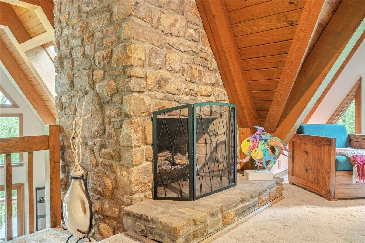 7126 Pine Needle DR - Photo 26