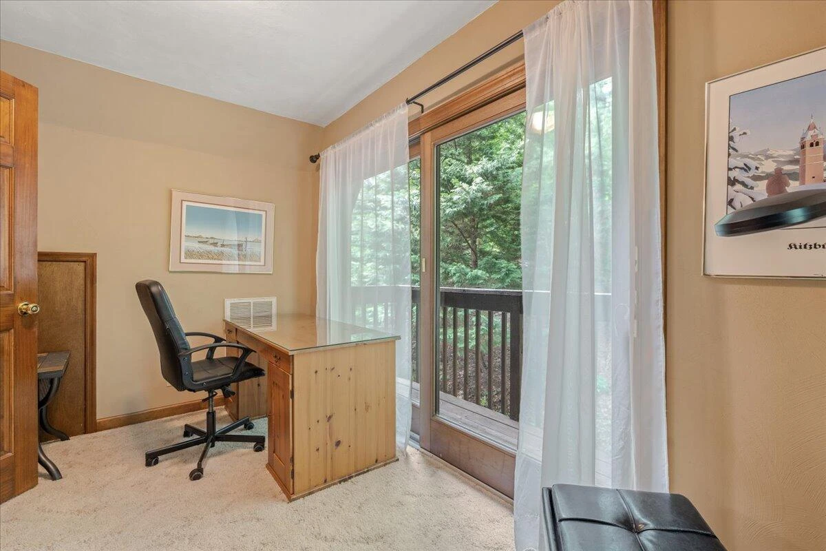7126 Pine Needle DR - Photo 37