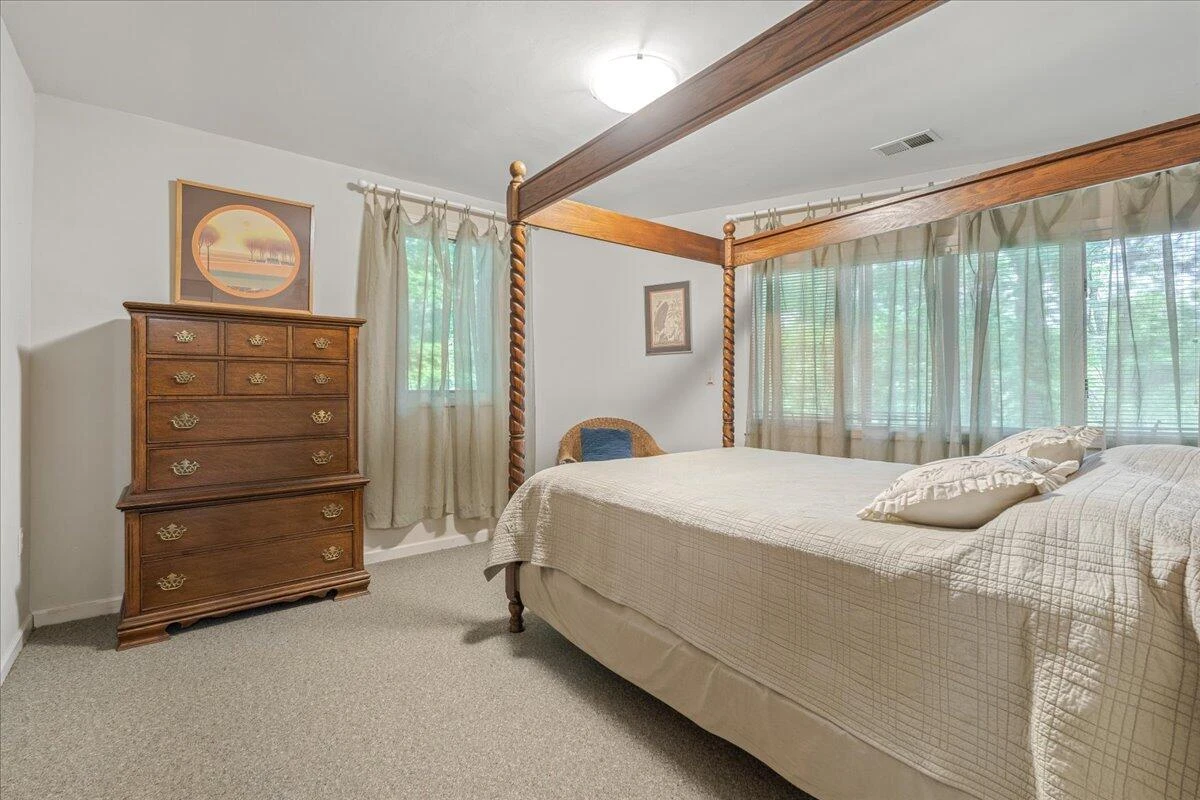 7126 Pine Needle DR - Photo 48