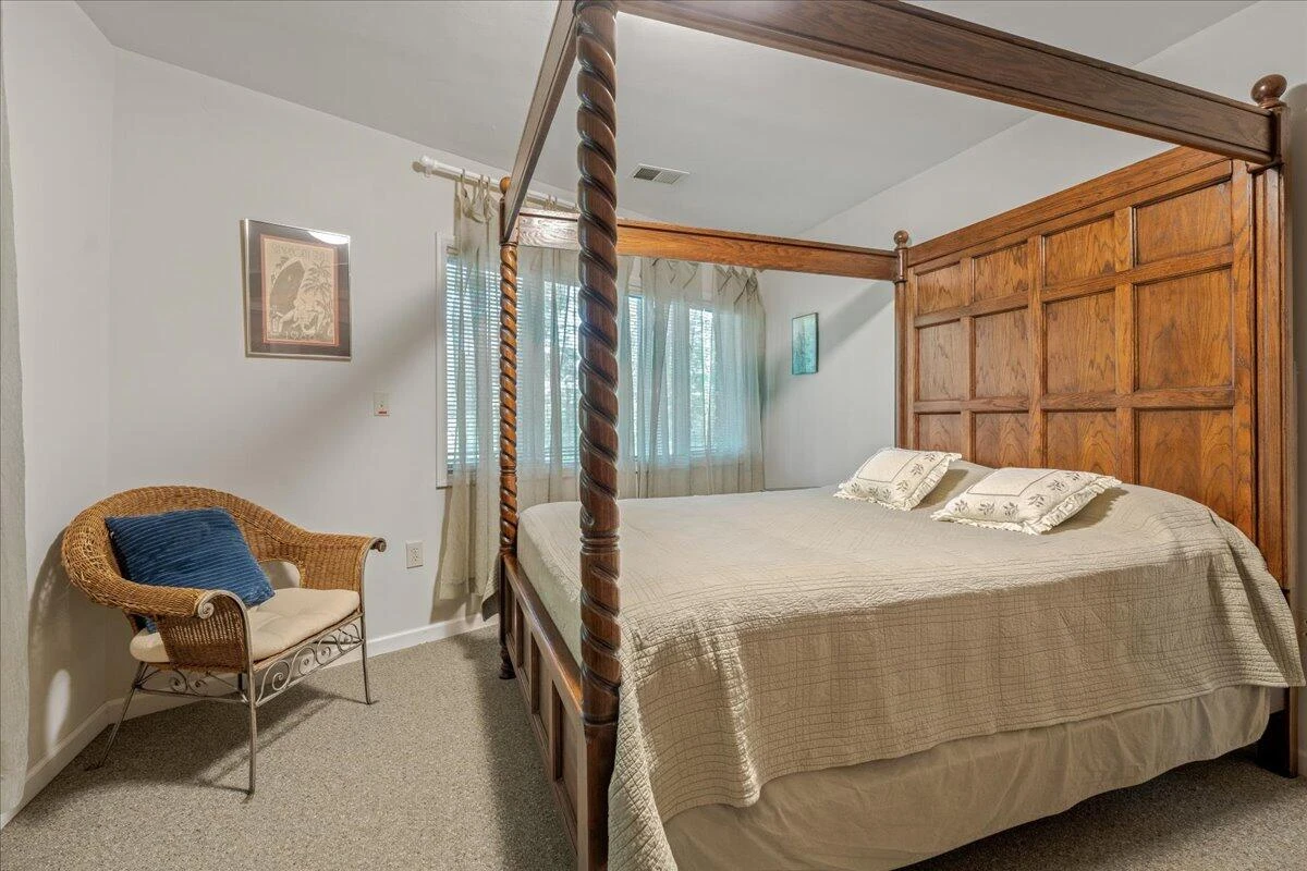 7126 Pine Needle DR - Photo 49