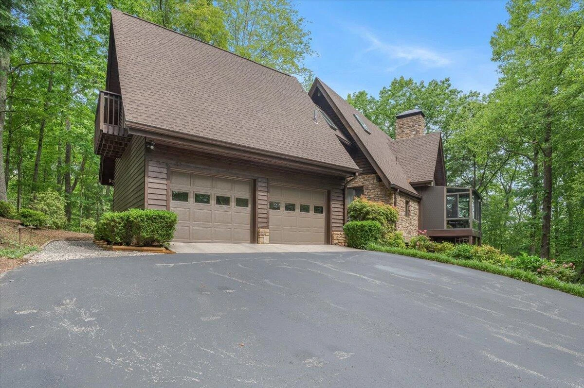 7126 Pine Needle DR - Photo 66