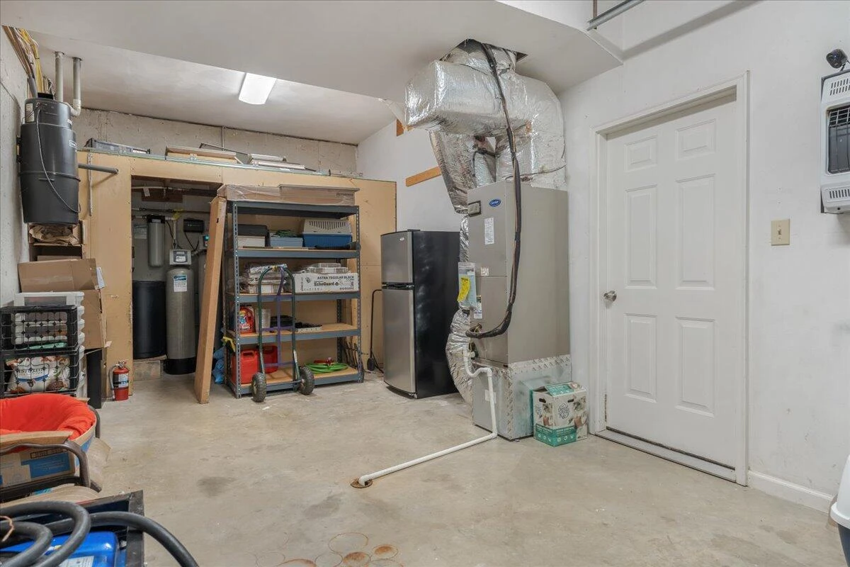 7126 Pine Needle DR - Photo 68