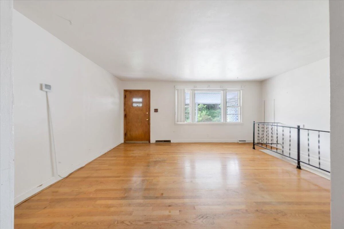 6715 Blacksburg RD - Photo 13