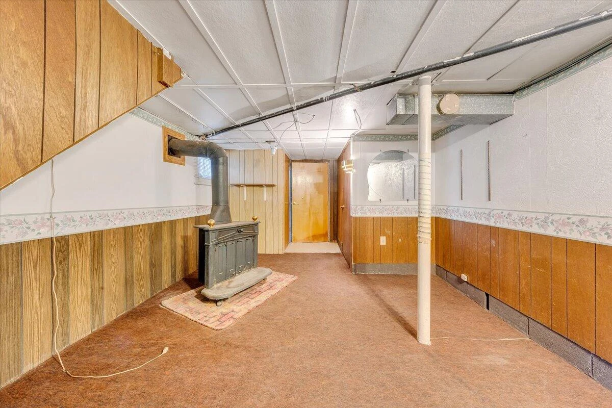 6715 Blacksburg RD - Photo 36