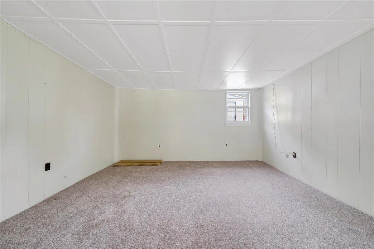 6715 Blacksburg RD - Photo 39