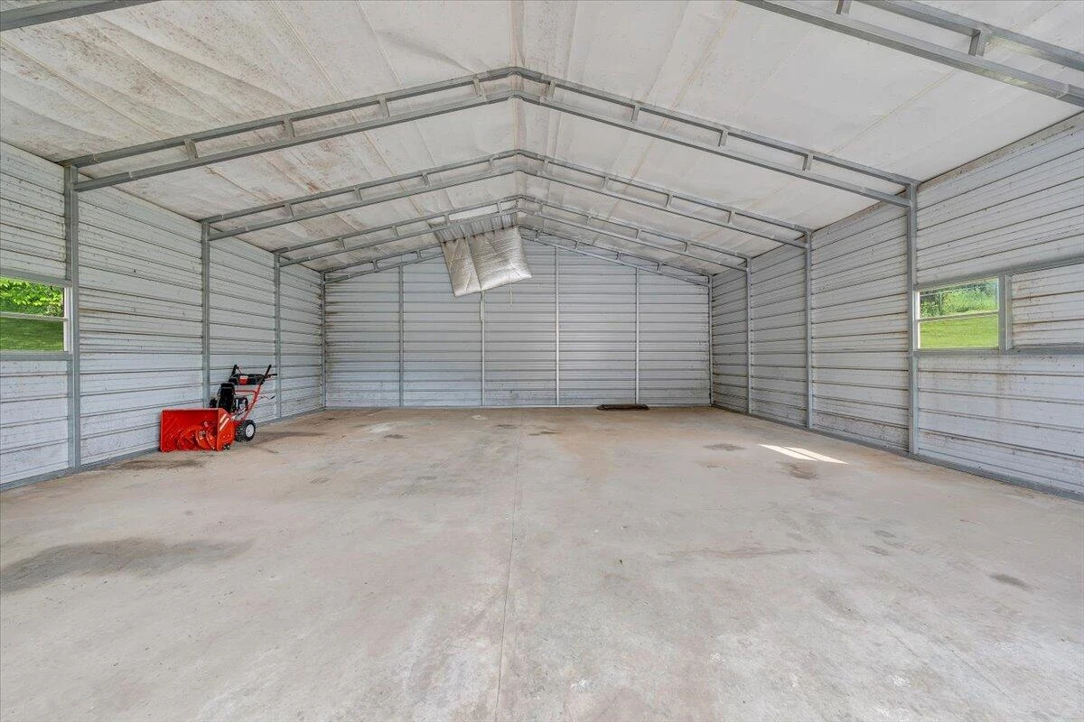6715 Blacksburg RD - Photo 46