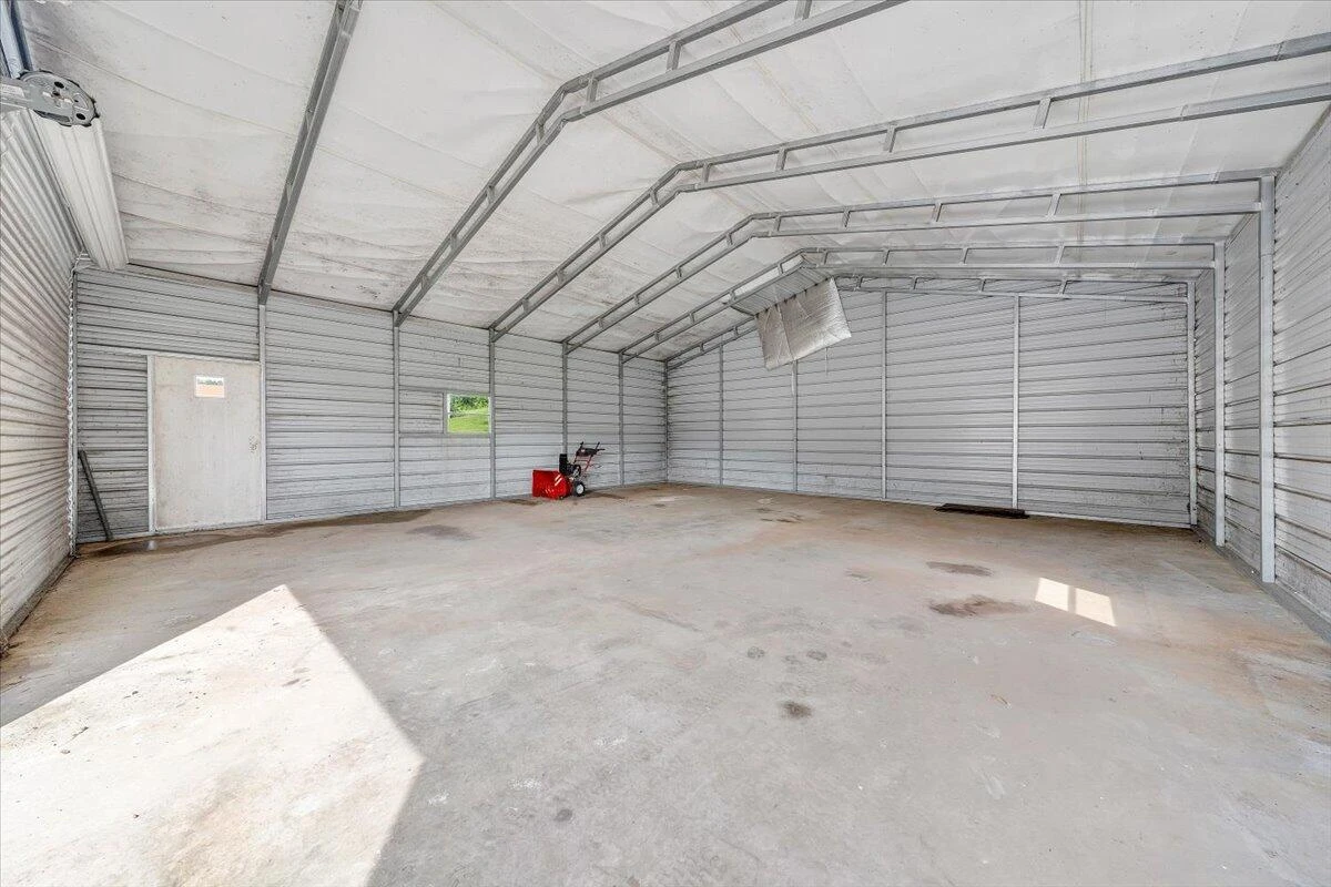 6715 Blacksburg RD - Photo 47