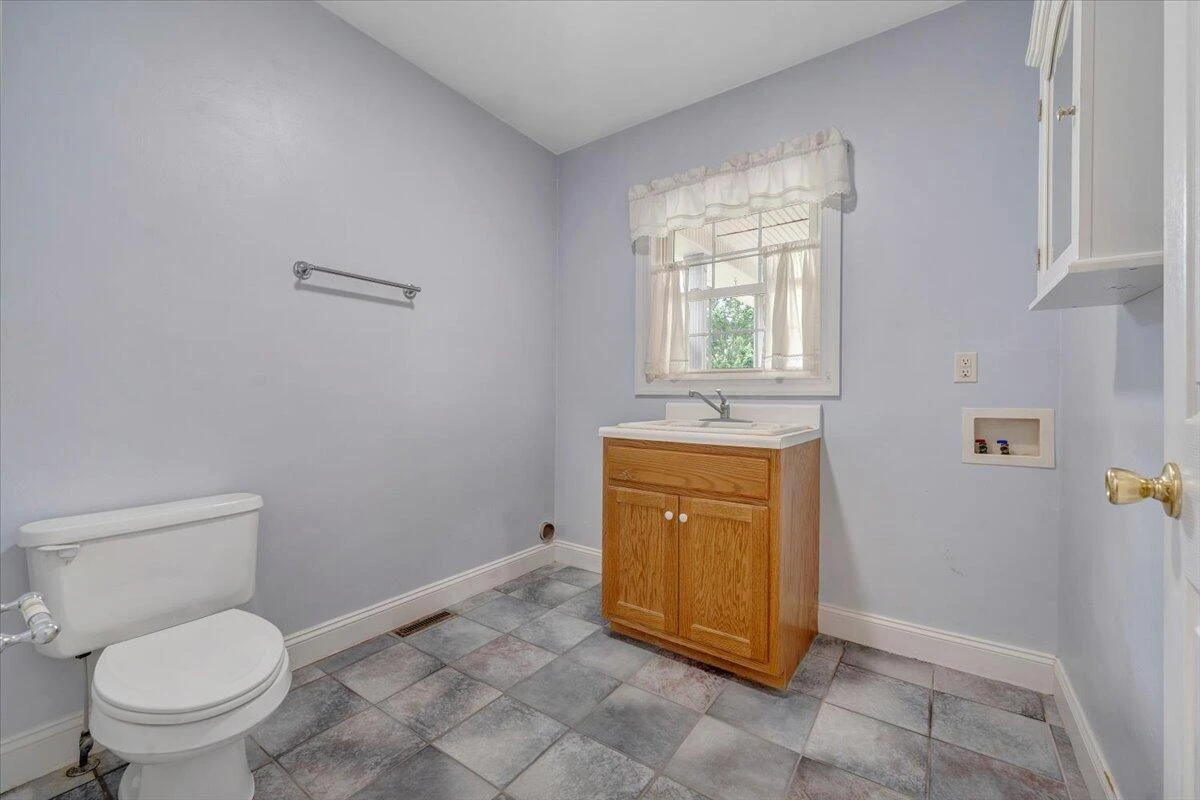 64 Doe DR - Photo 24