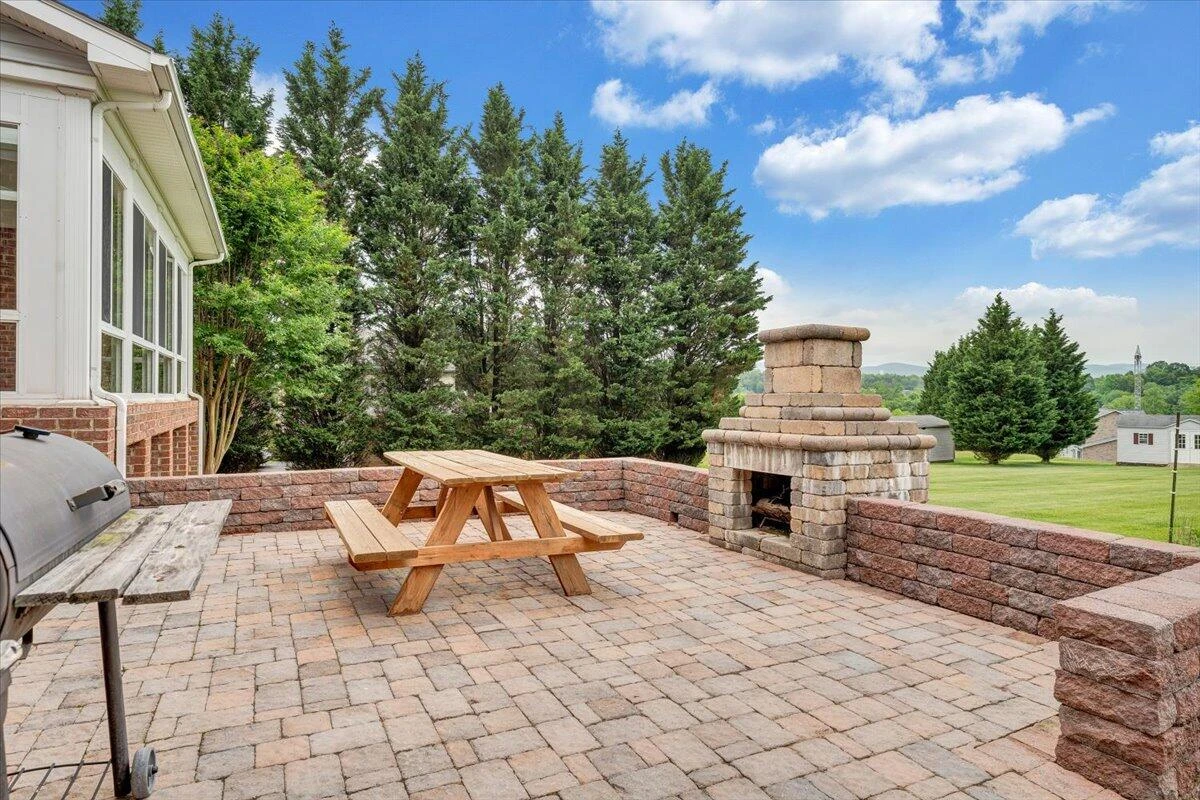 64 Doe DR - Photo 41