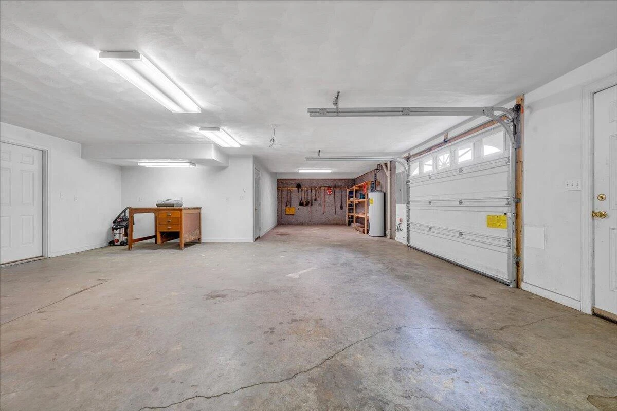 64 Doe DR - Photo 47