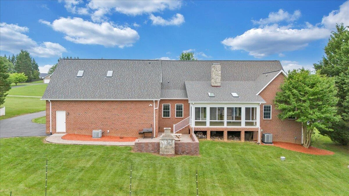 64 Doe DR - Photo 51