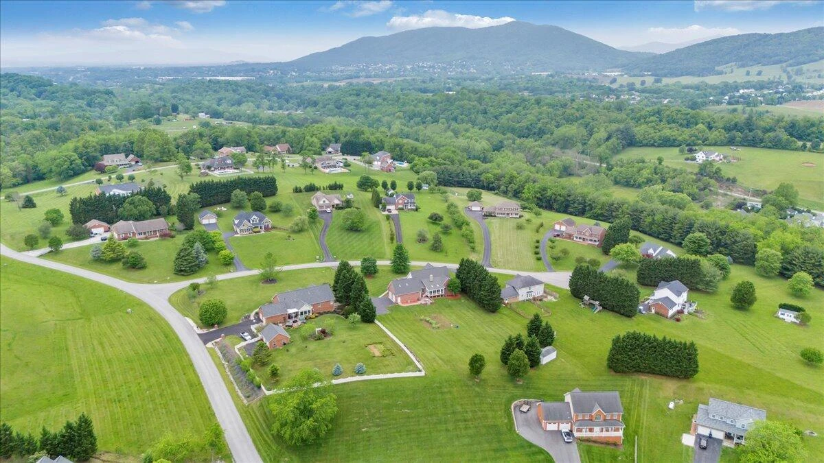 64 Doe DR - Photo 61