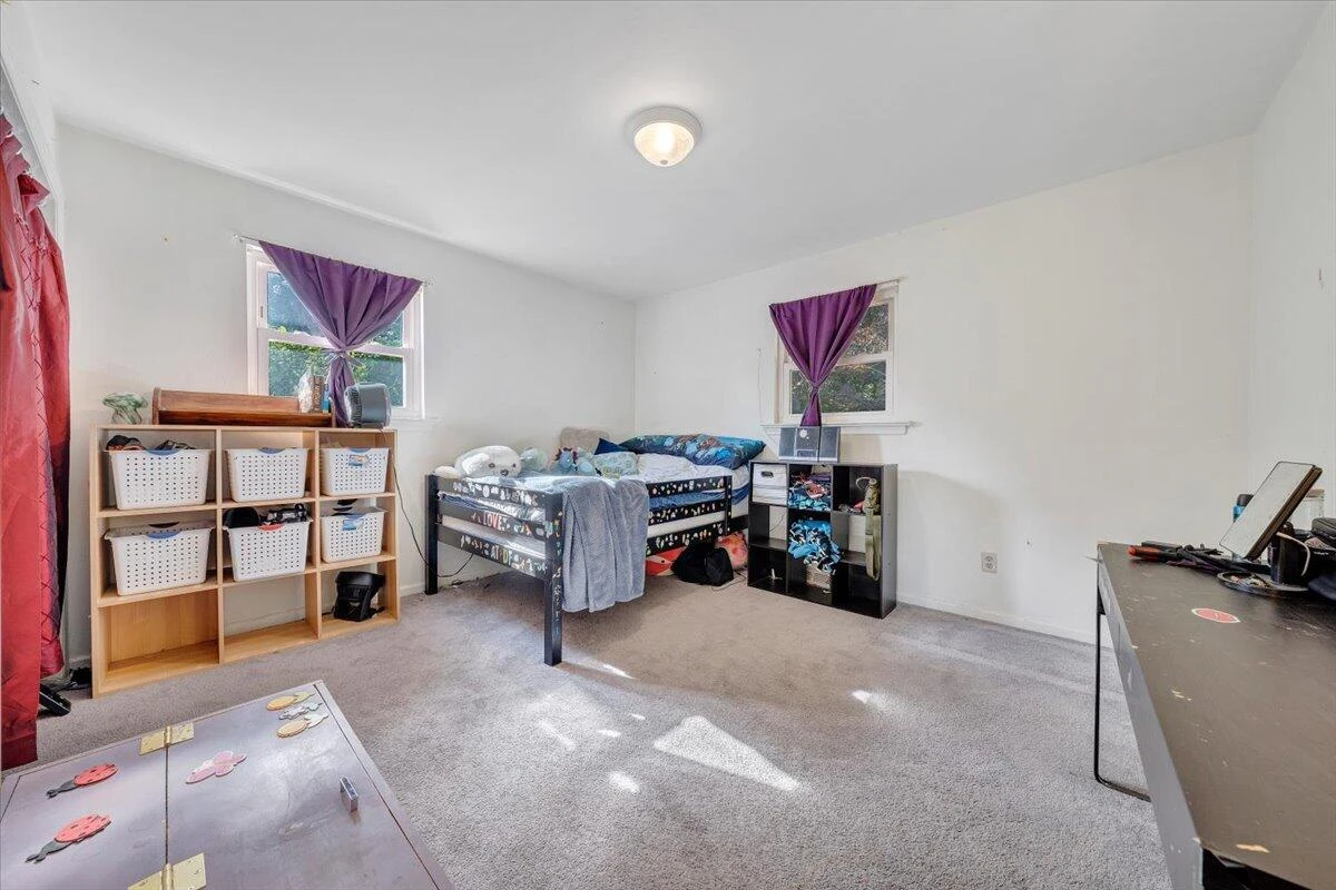 919 Halifax CIR - Photo 23
