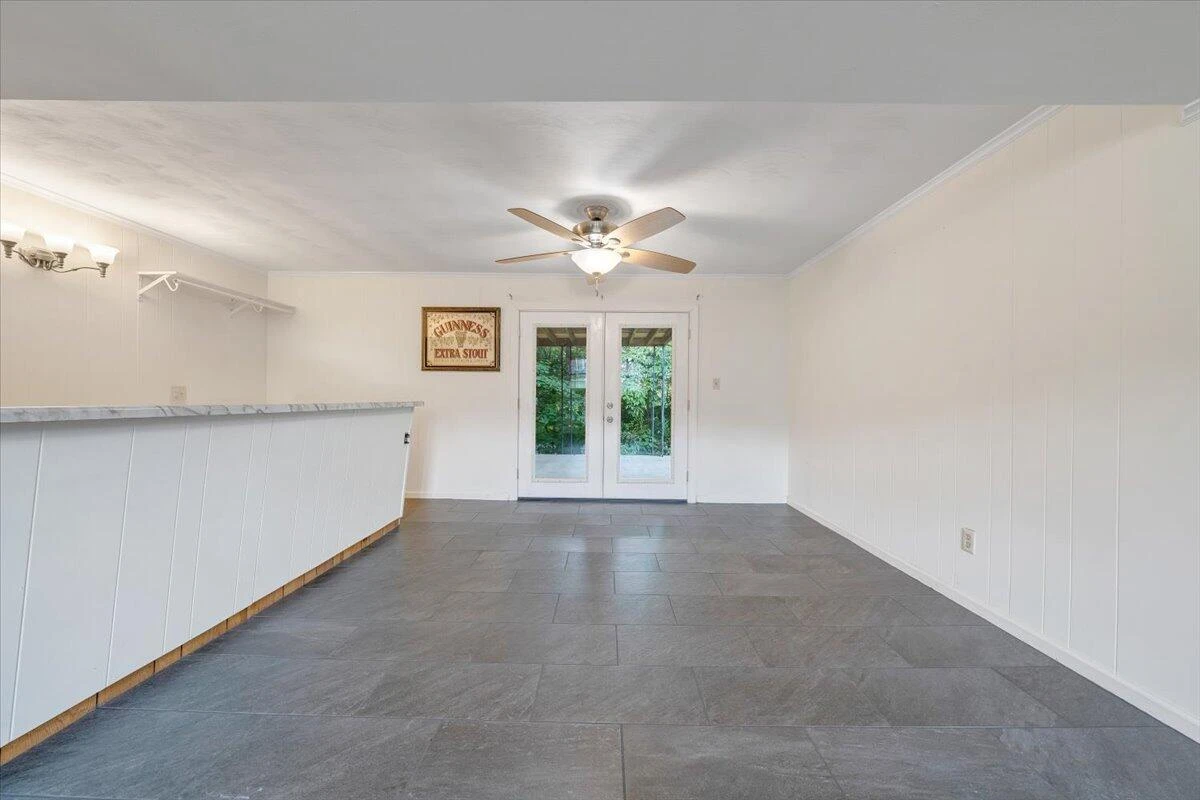 919 Halifax CIR - Photo 33