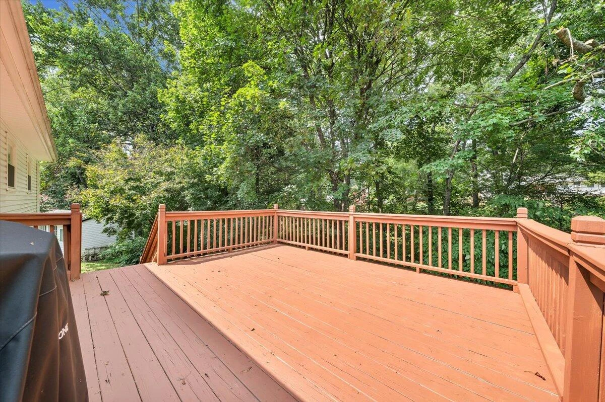 919 Halifax CIR - Photo 42